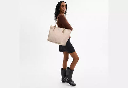 Large City Tote Bag In Maxi Signature Canvas