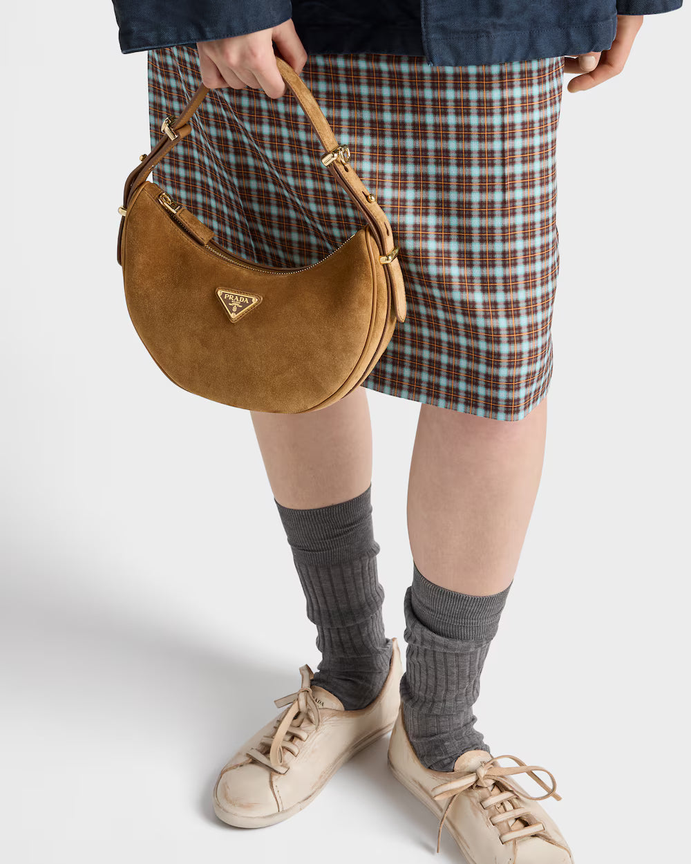 Arqué suede shoulder bag