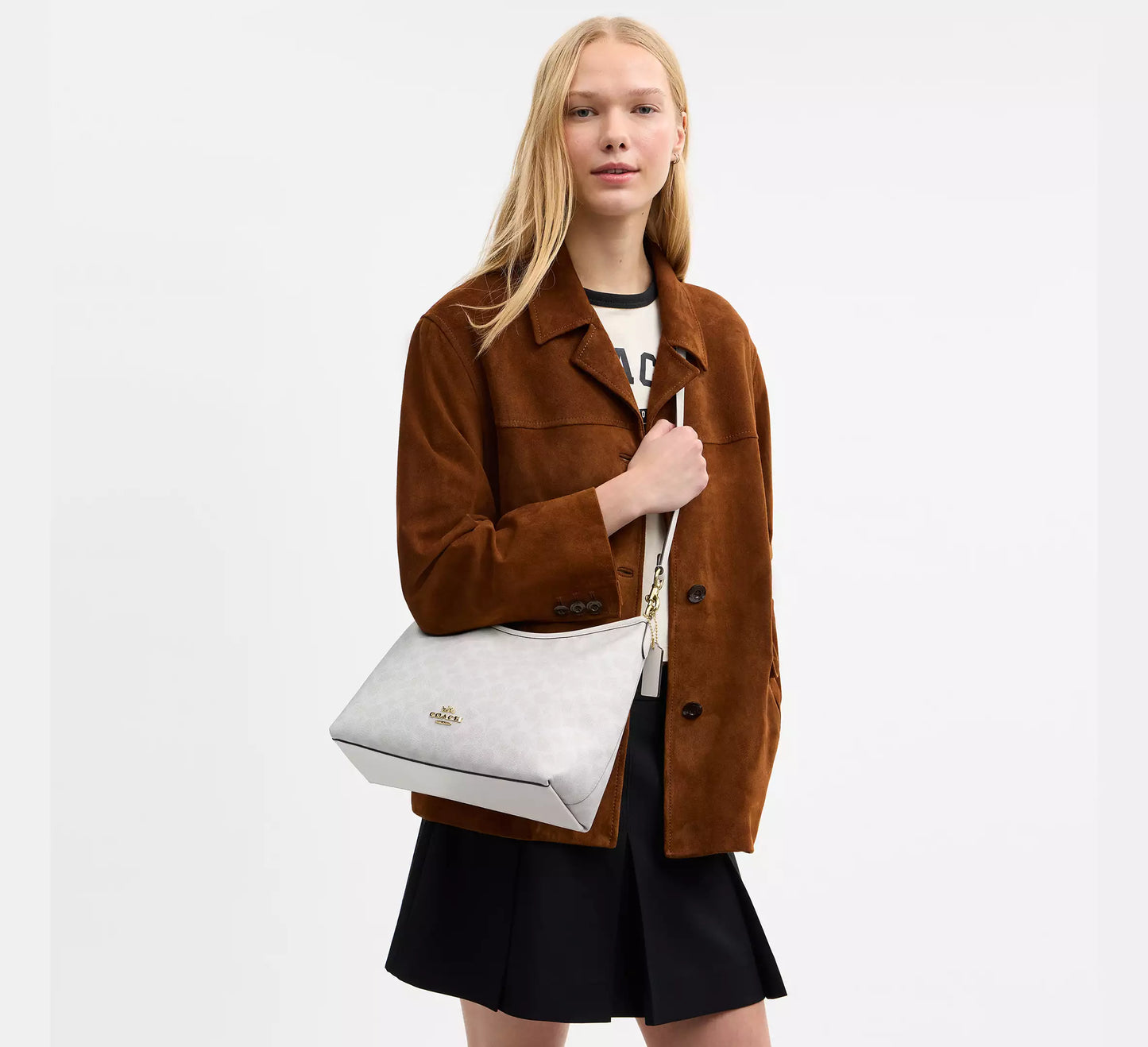 Laurel Shoulder Bag In Signature Canvas